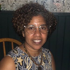 Meet your Posher, Maria
